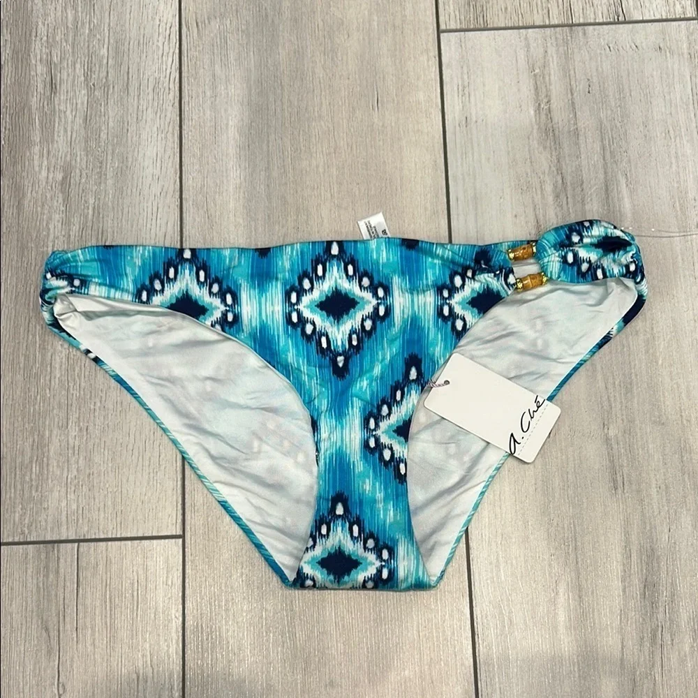 A. Che Winslet hipster apollo bay swim bikini bottom size small